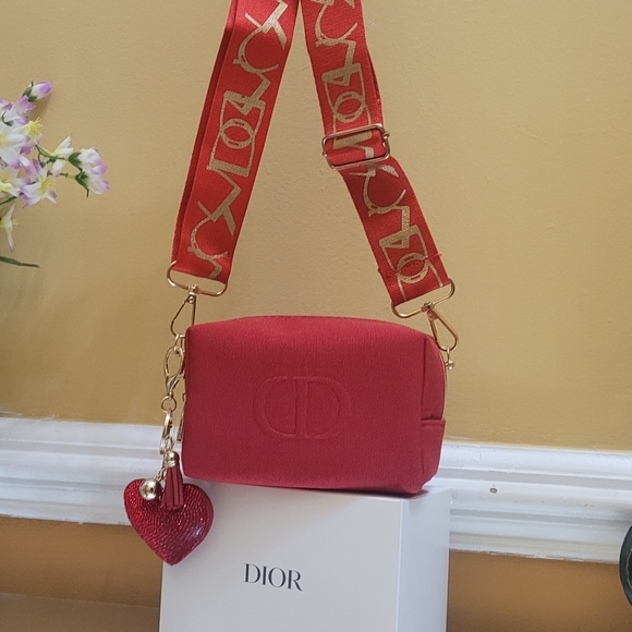 Dior - Picture 3 of 15